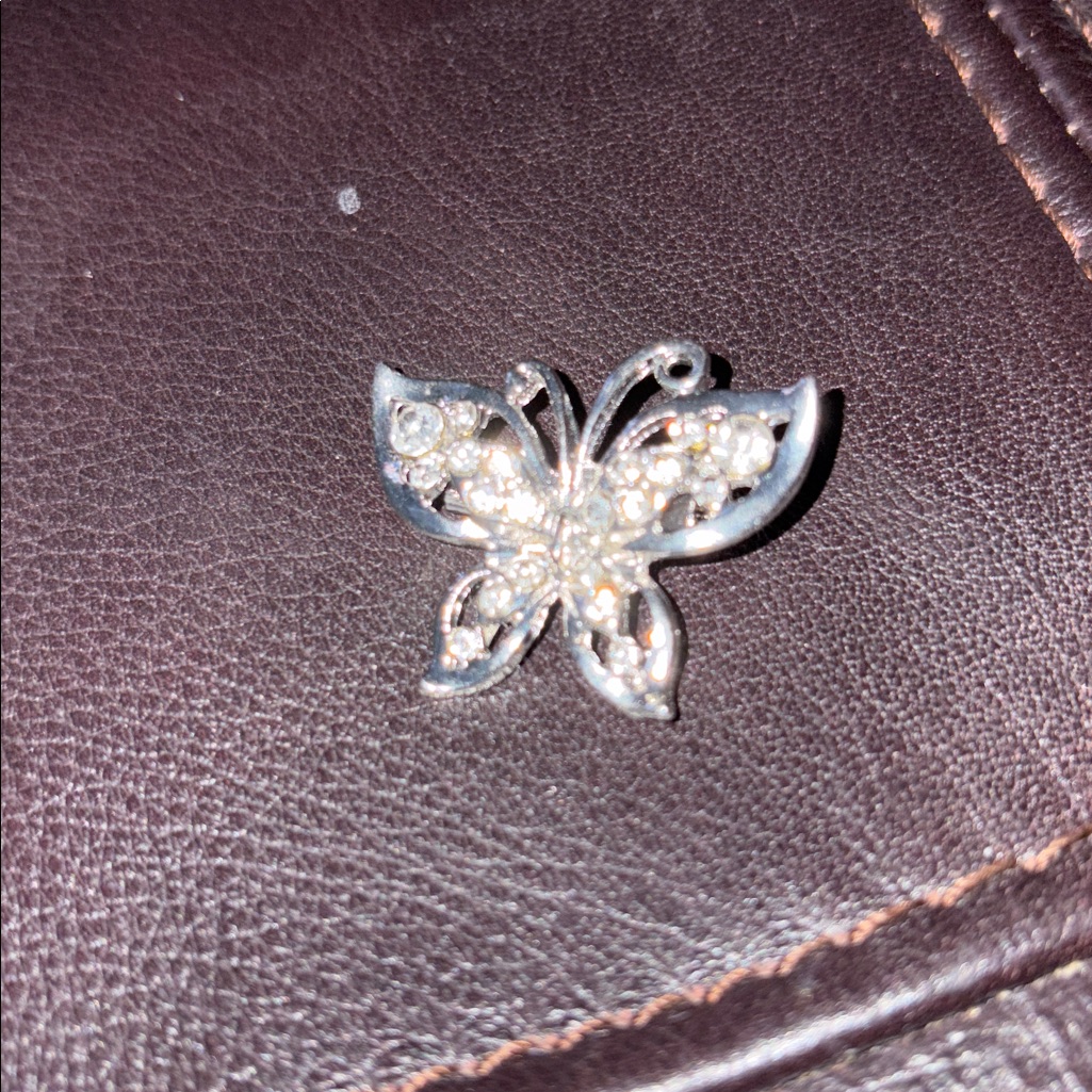 Elegant Silver Color Butterfly Brooch With Rhinestones